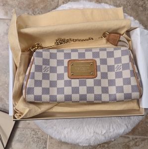 Louis Vuitton Damier Azur Eva clutch